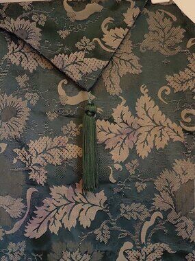 Wedgwood England 1759 Floral Damask  Lined Table Runner Green 86x16"